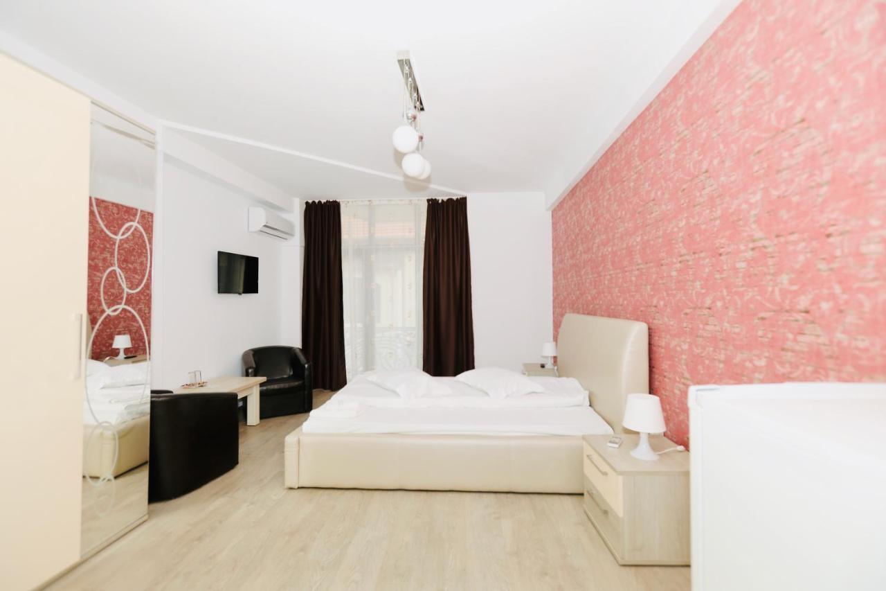 ホテル Casa Golopenta Băile Herculane エクステリア 写真