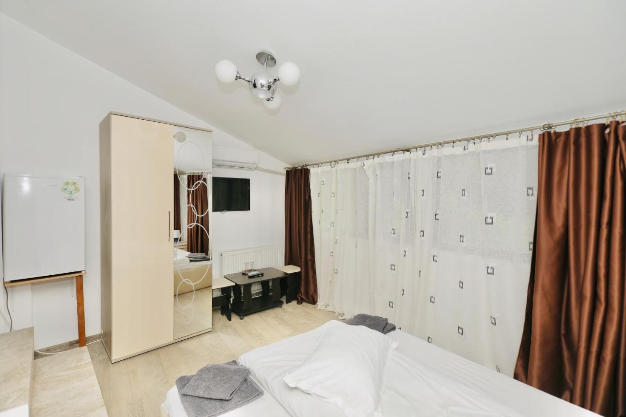 ホテル Casa Golopenta Băile Herculane エクステリア 写真